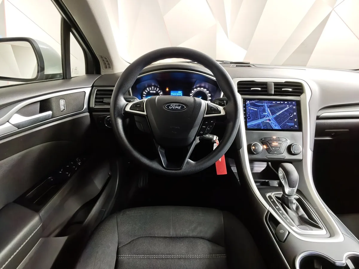 Ford Mondeo 2.5 AT (149 л.с.) Ambiente Белый в АВИЛОН. Слайд №20