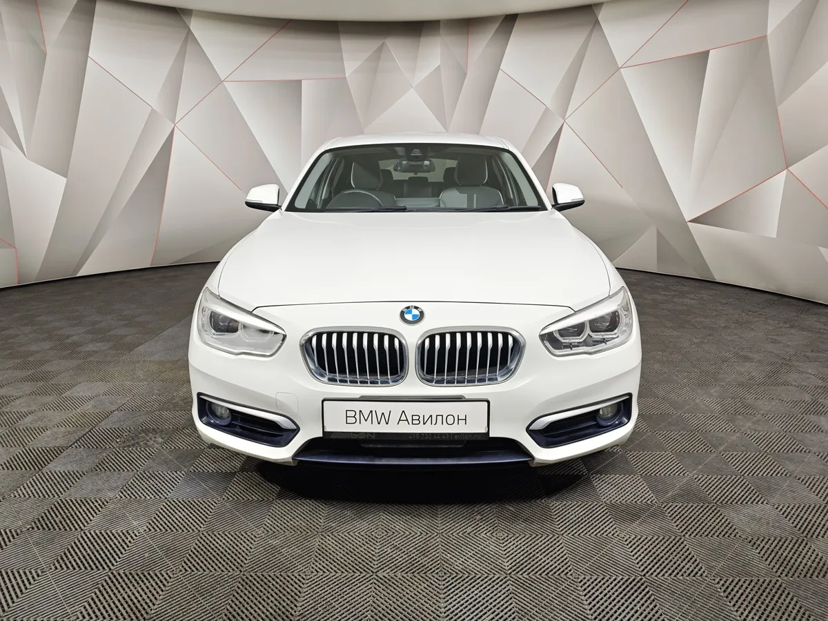 BMW 1 серия 118i AT (136 л.с.) Белый в АВИЛОН. Слайд №3