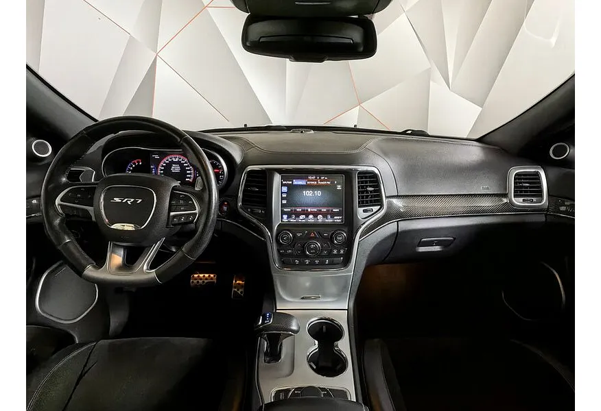 Jeep Grand Cherokee 6.4 AT SRT-8 (468 л.с.) Черный в АВИЛОН. Слайд №13