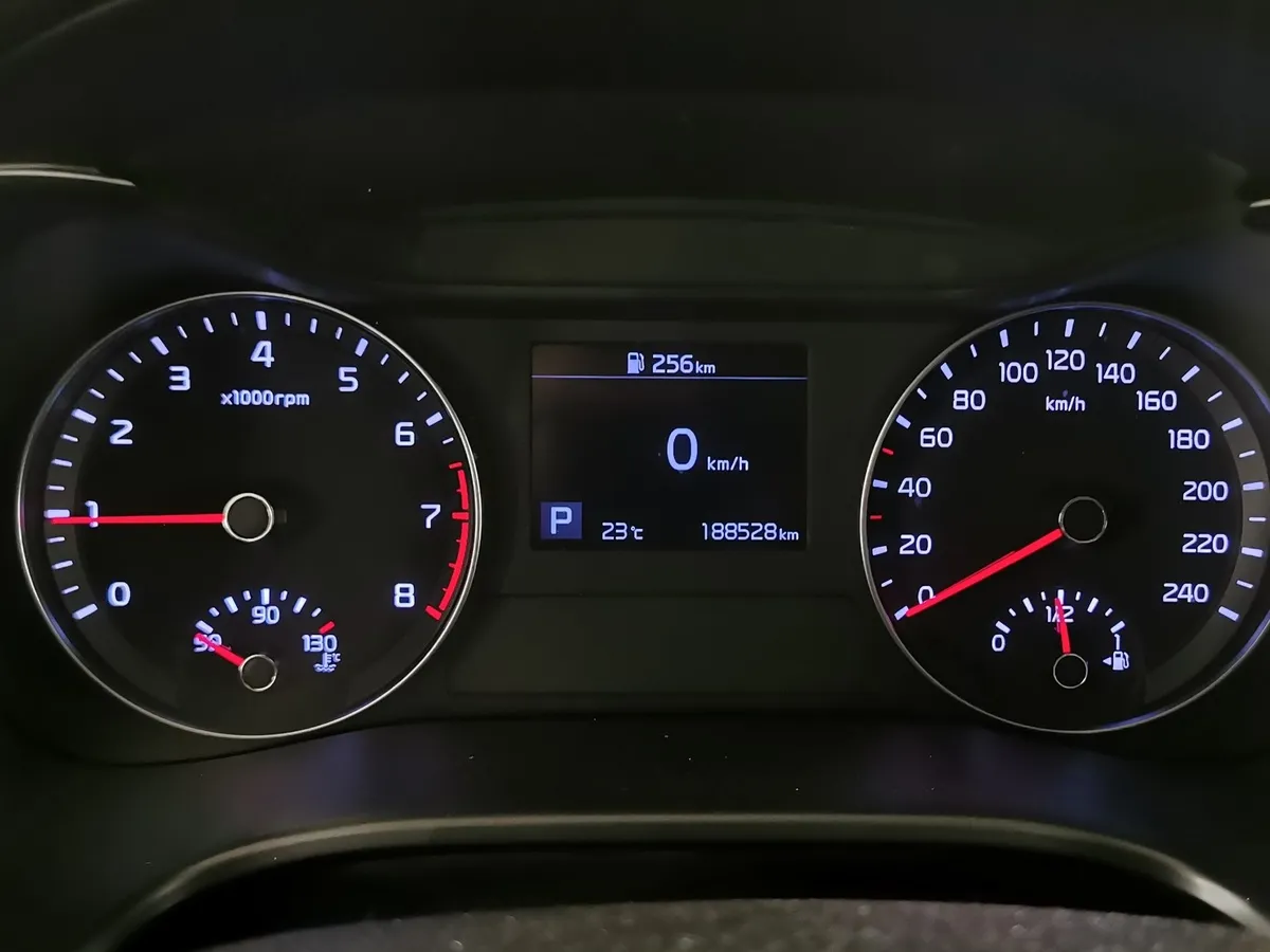Kia Cerato 1.6 AT (130 л.с.) Luxe Синий в АВИЛОН. Слайд №17