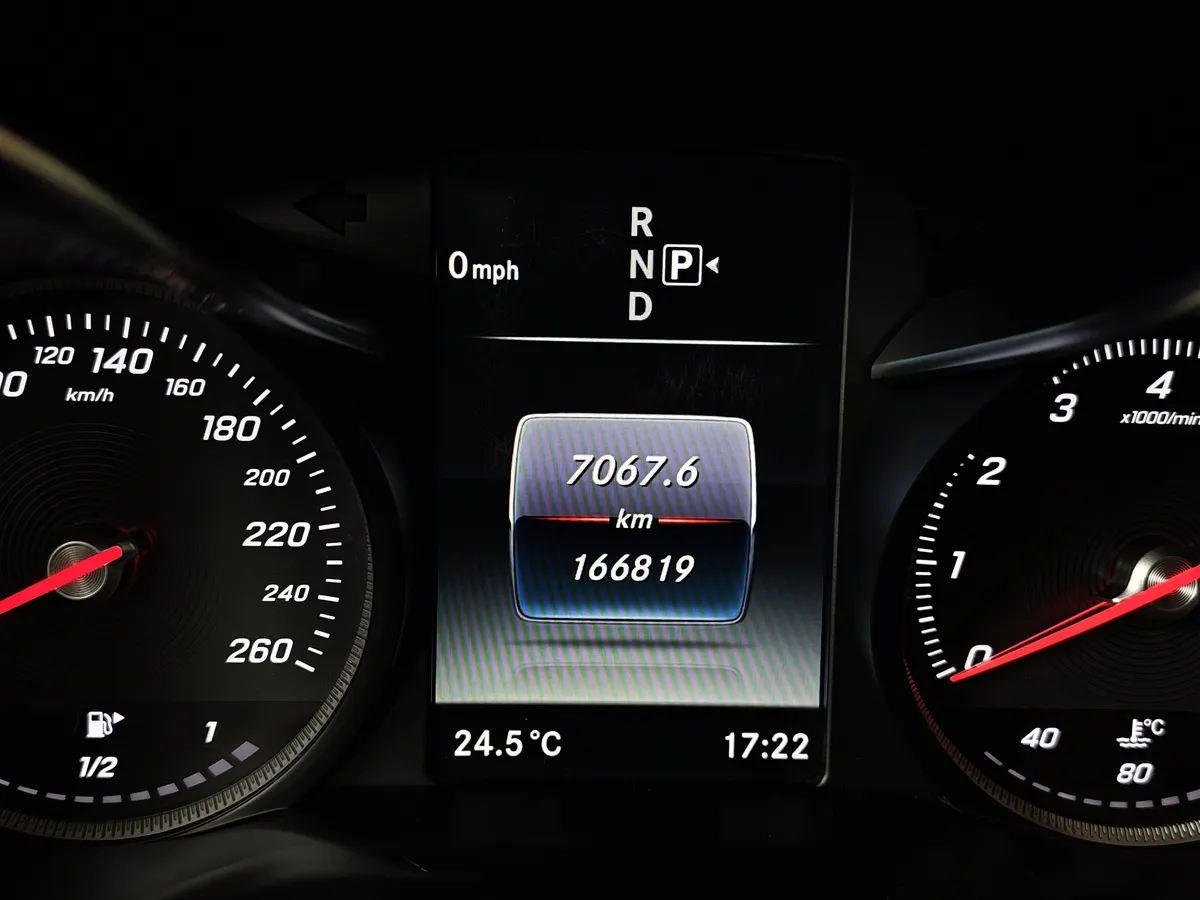 Mercedes-Benz C-Класс C 180 9G-Tronic (150 л.с.) Белый в АВИЛОН. Слайд №18