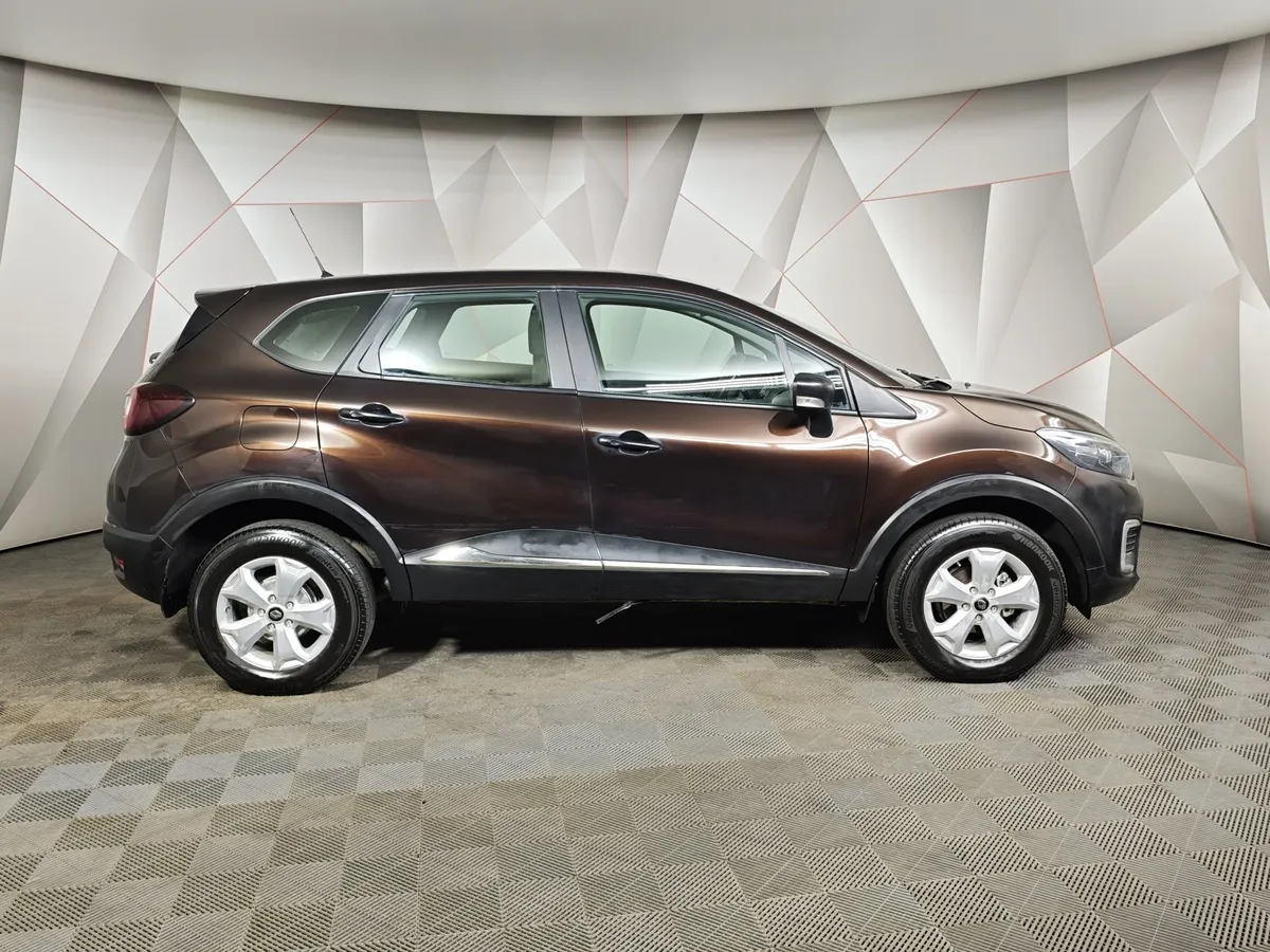 Renault Kaptur 1.6 X-tronic (114 л.с.) Life Коричневый в АВИЛОН. Слайд №6