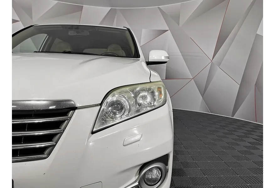 Toyota RAV4 2.0 CVT (148 л.с.) Стандарт Белый в АВИЛОН. Слайд №10