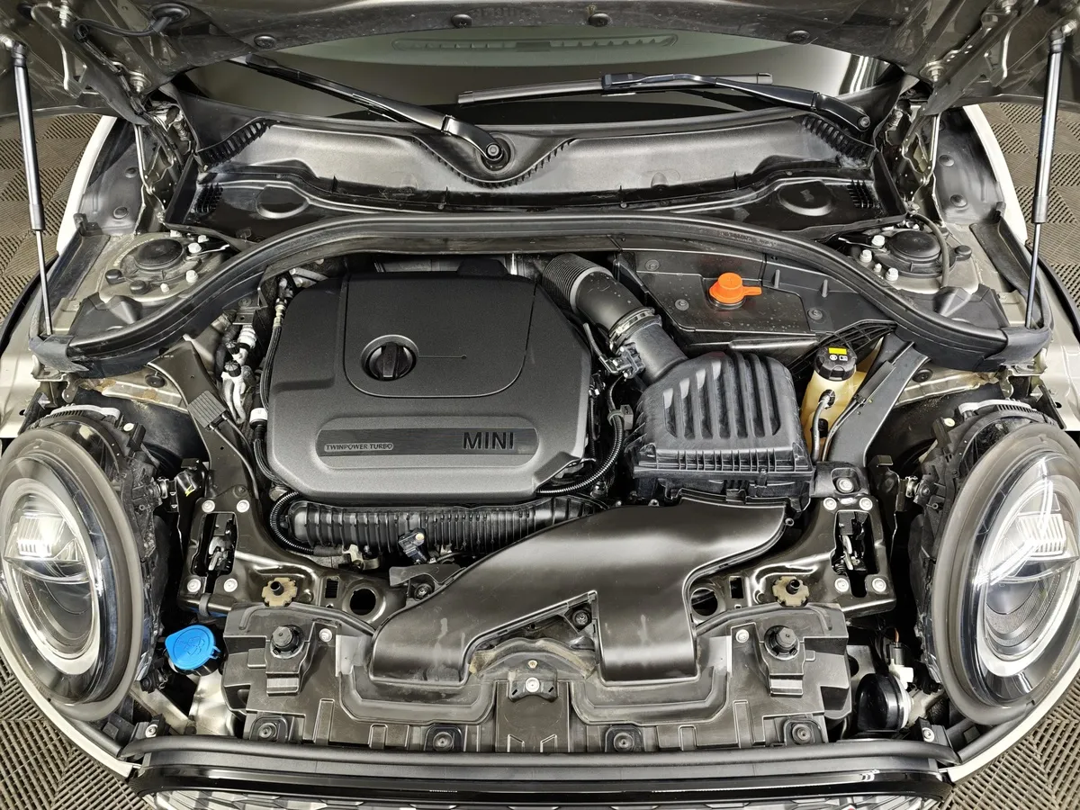 MINI Clubman 2.0 AT ALL4 (192 л.с.) Серый в АВИЛОН. Слайд №10