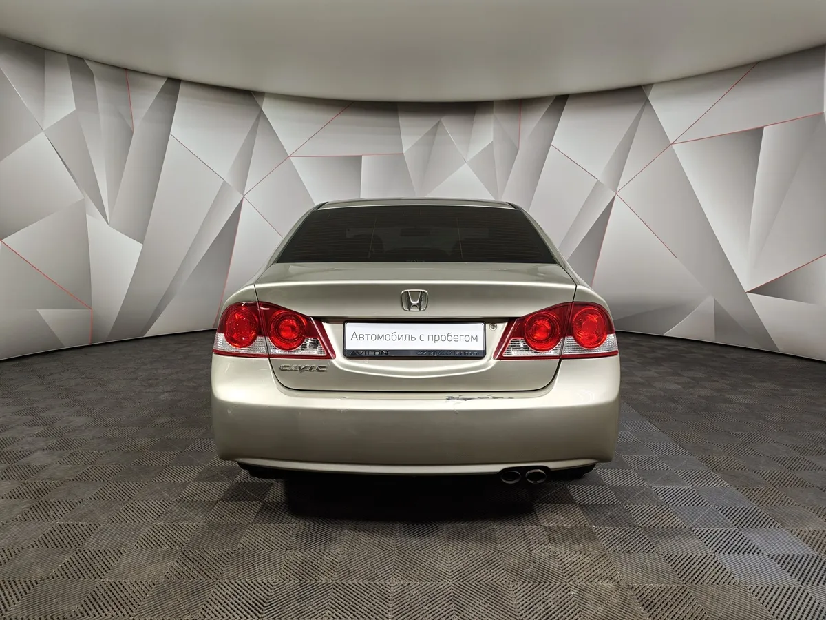 Honda Civic 1.8 AT (140 л.с.) Золотой в АВИЛОН. Слайд №8
