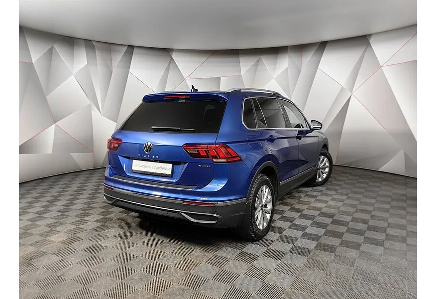 Volkswagen Tiguan 2.0 TSI 4Motion AT (180 л.с.) Status Синий в АВИЛОН. Слайд №2