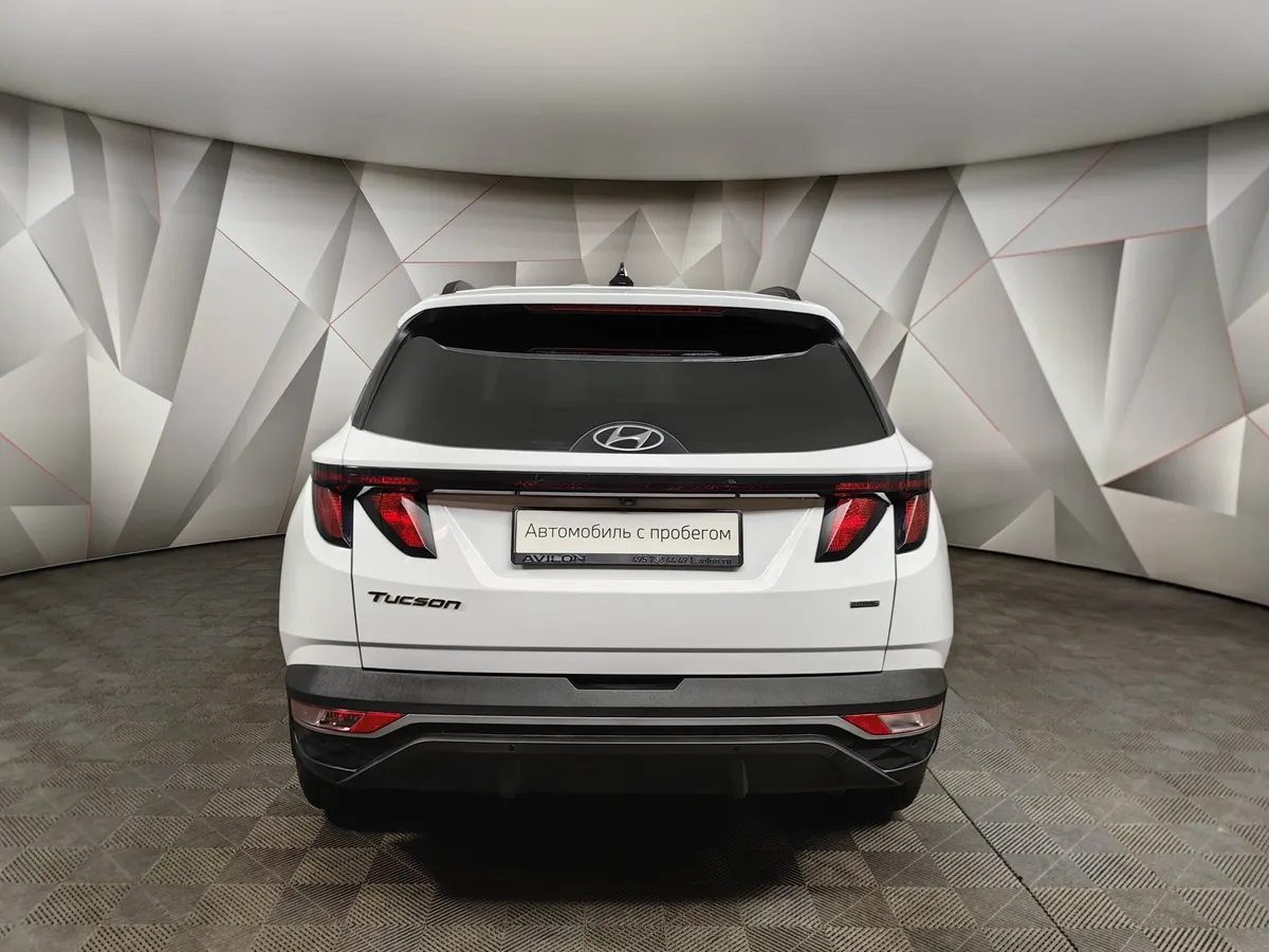 Hyundai Tucson 2.0 AT 4WD (150 л.с.) Comfort Белый в АВИЛОН. Слайд №8