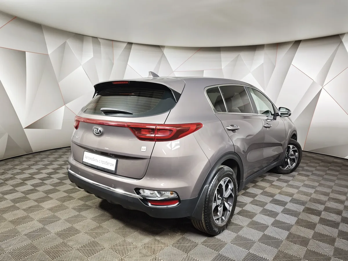Kia Sportage 2.0 AT 4WD (150 л.с.) Comfort Серый в АВИЛОН. Слайд №2
