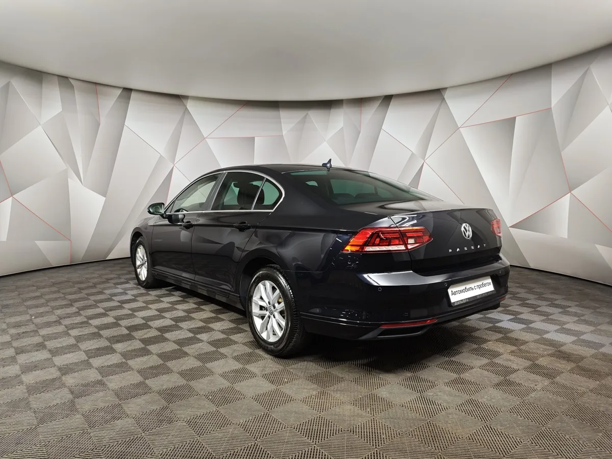 Volkswagen Passat 1.4 TSI BlueMotion DSG (150 л.с.) Highline Черный в АВИЛОН. Слайд №4