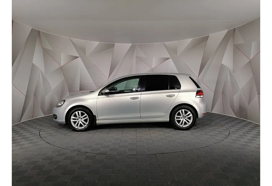 Volkswagen Golf 1.6 DSG (102 л.с.) Trendline Серебристый в АВИЛОН. Слайд №5