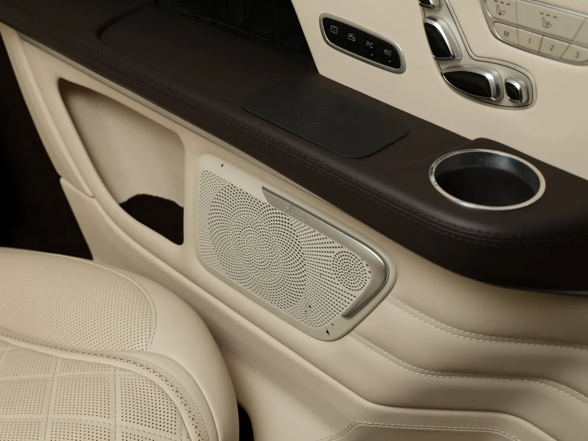 Mercedes-Benz V-Класс V 250 BlueTEC 7G-Tronic Plus 4x4 (190 л.с.) AVANTGARDE Черный в АВИЛОН. Слайд №33