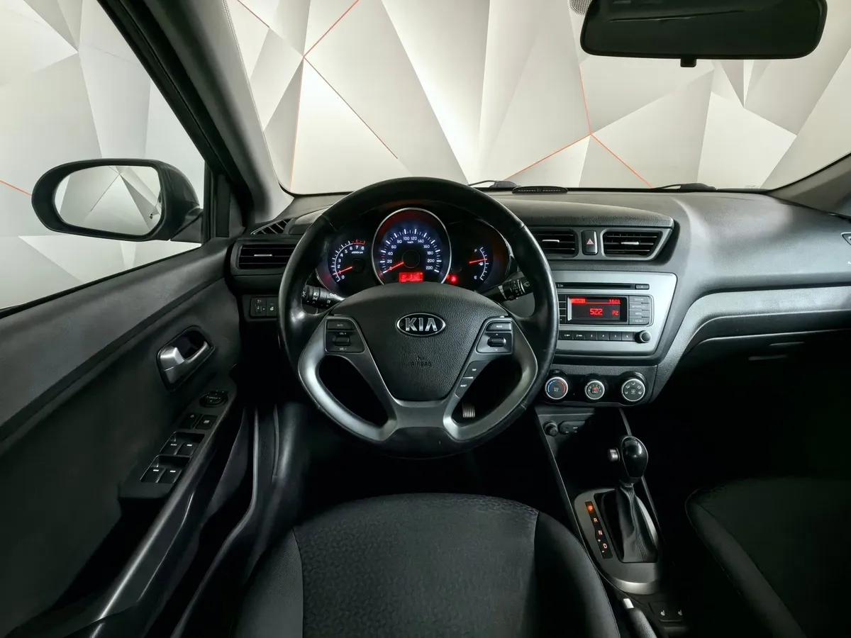 Kia Rio 1.6 AT (123 л.с.) Comfort Серый в АВИЛОН. Слайд №20
