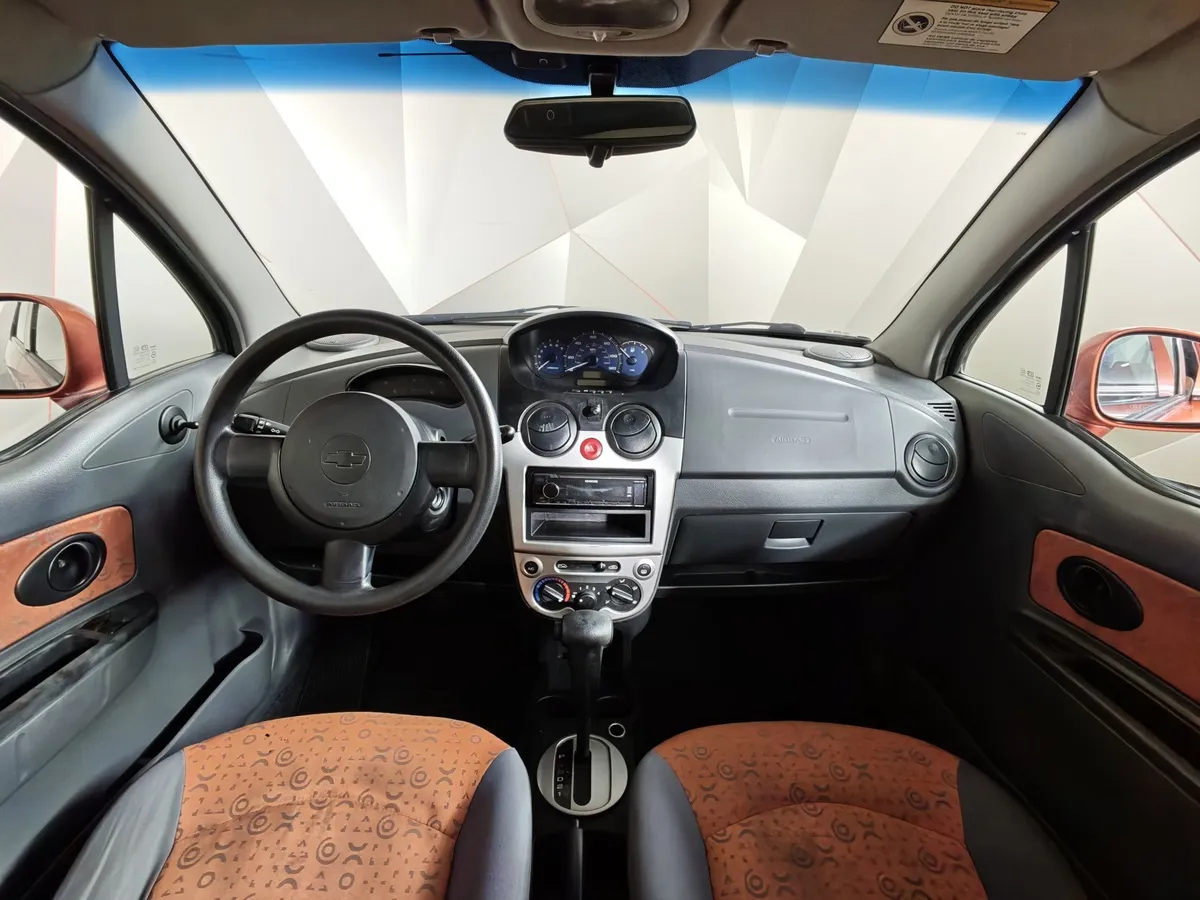 Chevrolet Spark 0.8 AT FWD (52 л.с.) Оранжевый в АВИЛОН. Слайд №10