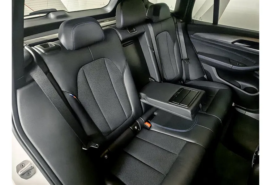 АВИЛОН - BMW X3 xDrive30i AT (249 л.с.) M Sport Белый - slide 8