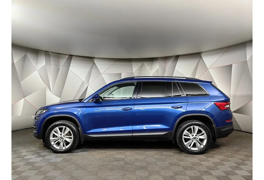 Skoda Kodiaq 1.4 TSI DSG (150 л.с.) Синий в АВИЛОН. Слайд №5