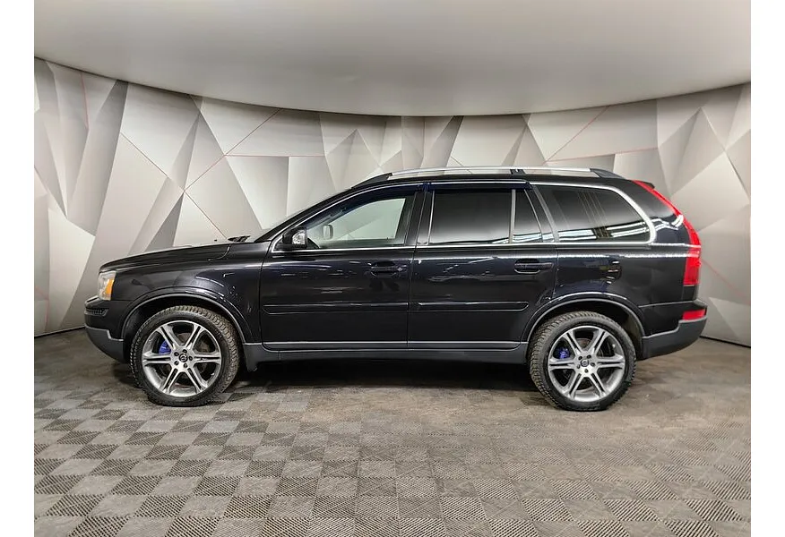Volvo XC90 2.5 T5 Geartronic AWD (5 мест) (210 л.с.) Черный в АВИЛОН. Слайд №5