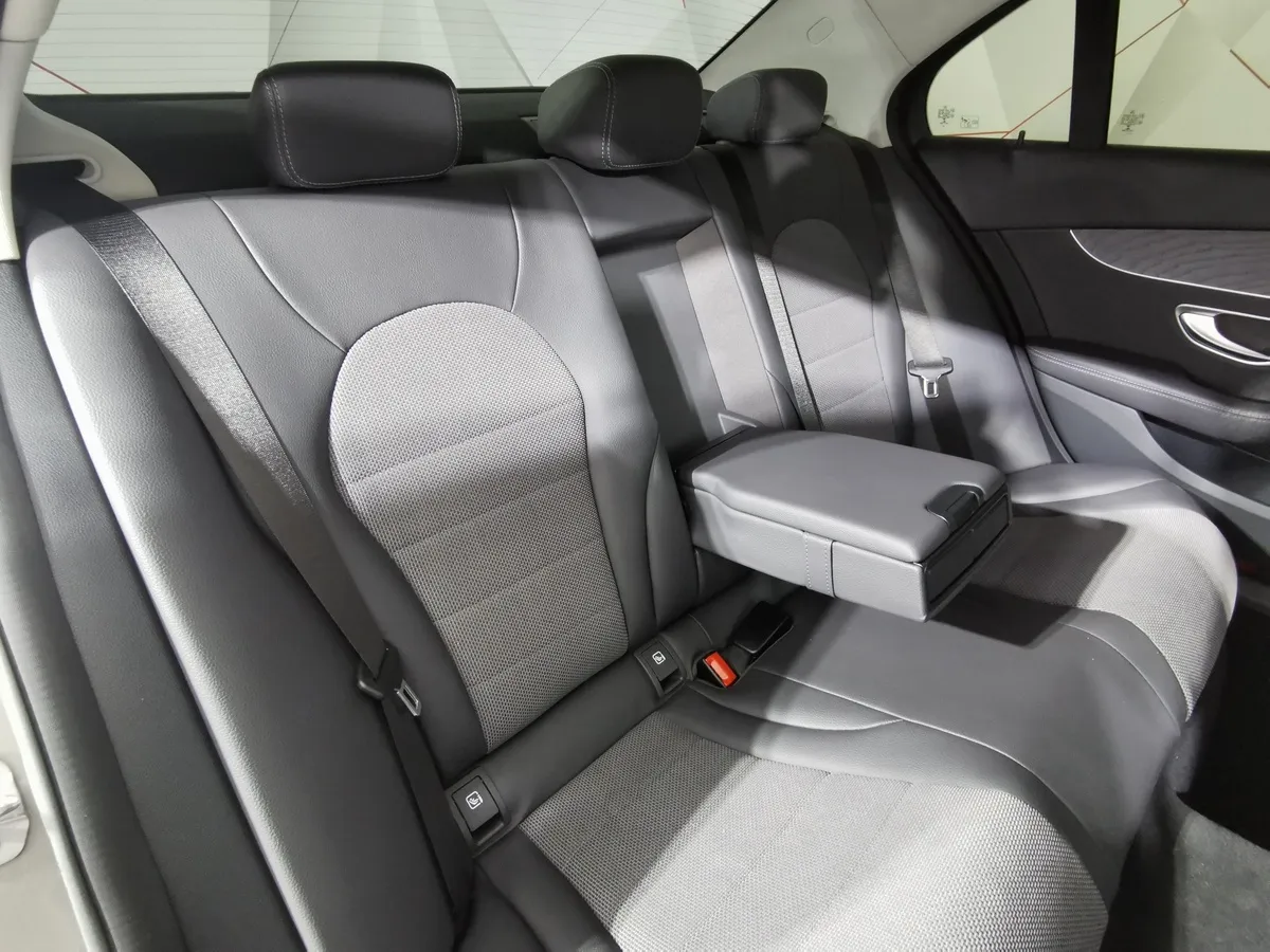 Mercedes-Benz C-Класс C 180 9G-TRONIC (150 л.с.) Avantgarde Серебристый в АВИЛОН. Слайд №16