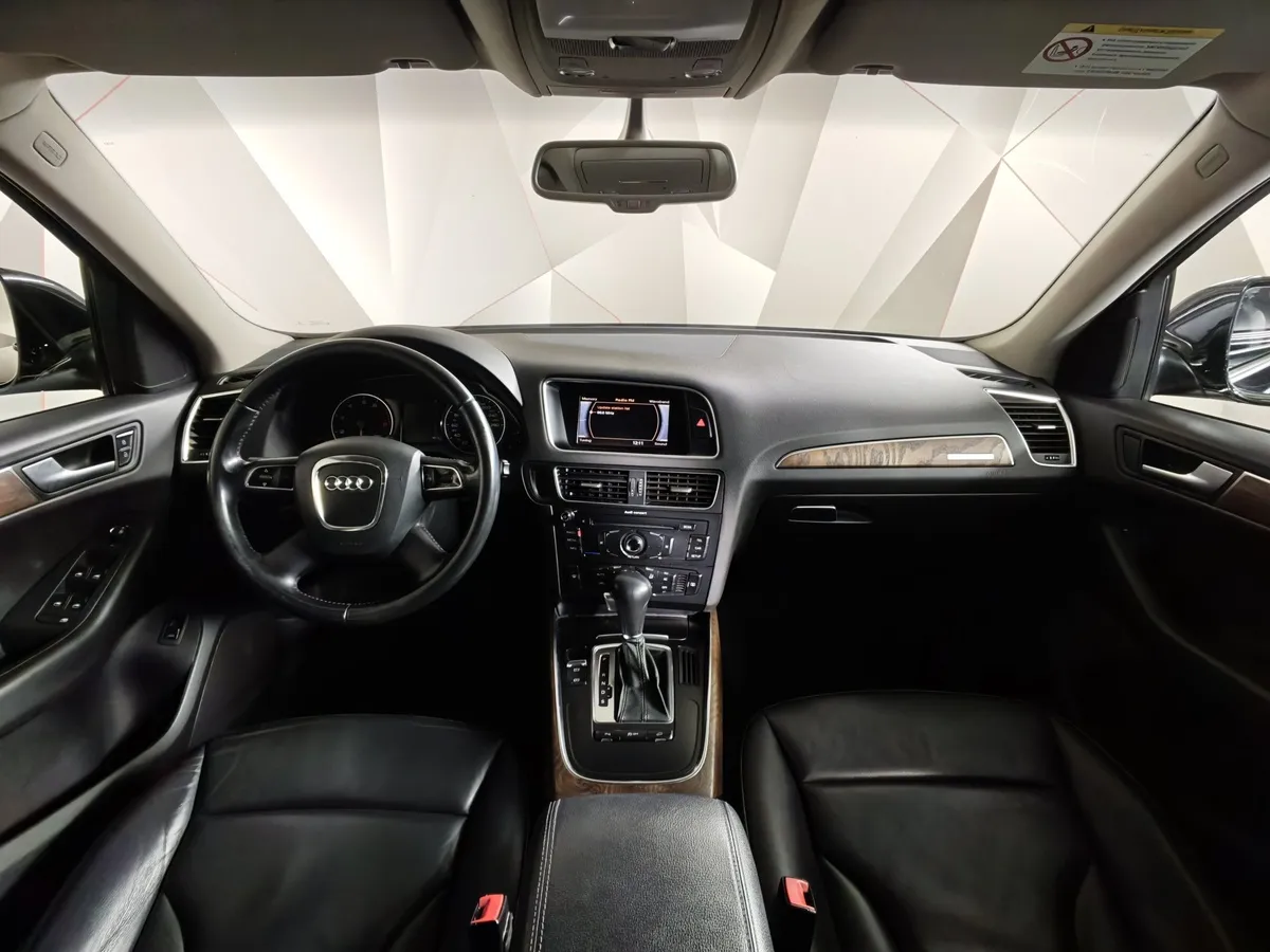 Audi Q5 2.0 TFSI tiptronic quattro (211 л.с.) Черный в АВИЛОН. Слайд №12