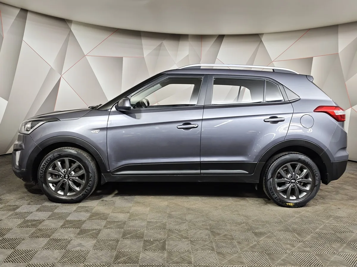 Hyundai Creta 2.0 AT (149 л.с.) Travel + Advanced Серый в АВИЛОН. Слайд №5