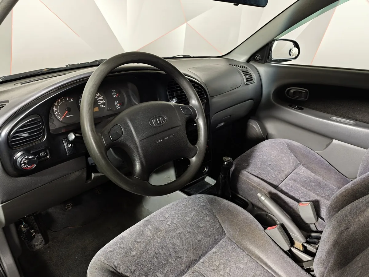 Kia Spectra 1.6 MT (101 л.с.) Красный в АВИЛОН. Слайд №18