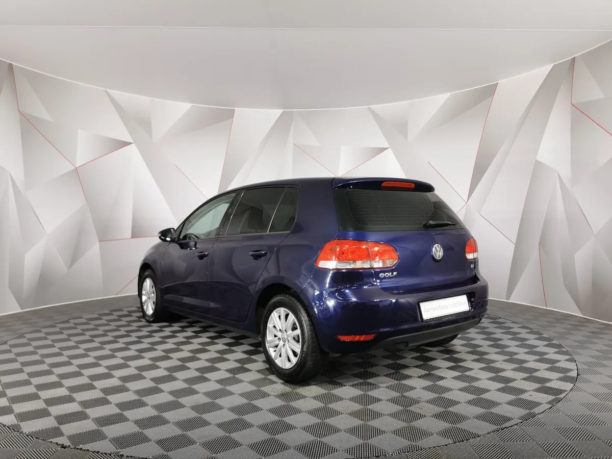 Volkswagen Golf 1.6 DSG (102 л.с.) Trendline Синий в АВИЛОН. Слайд №4 Volkswagen Golf 1.6 DSG (102 л.с.) Trendline Синий в АВИЛОН. Слайд №4