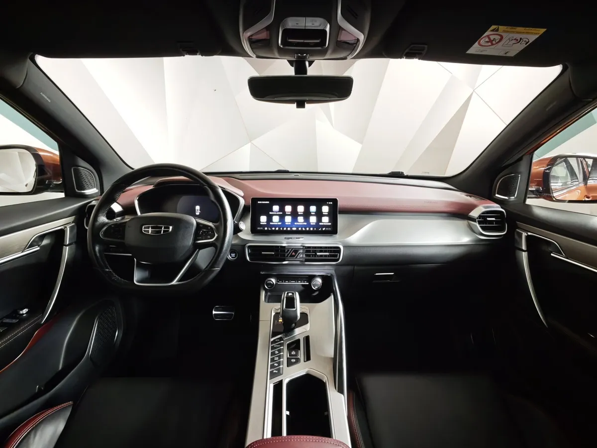 Geely Coolray 1.5T 7DCT 2WD (150 л.с.) Flagship Оранжевый в АВИЛОН. Слайд №14