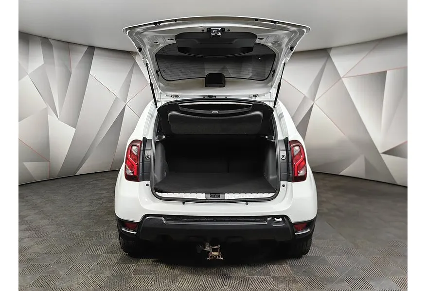 Renault Duster 2.0 MT 4x4 (143 л.с.) Белый в АВИЛОН. Слайд №11