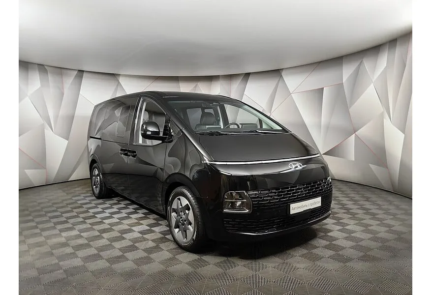 Hyundai Staria 2.2 CRDi 8AT 4WD (177 л.с.) 9 мест High-Tech + Электропривод багажника Черный в АВИЛОН. Слайд №3