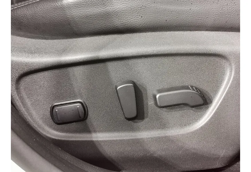 Nissan X-Trail 2.0 CVT AWD (144 л.с.) Белый в АВИЛОН. Слайд №22