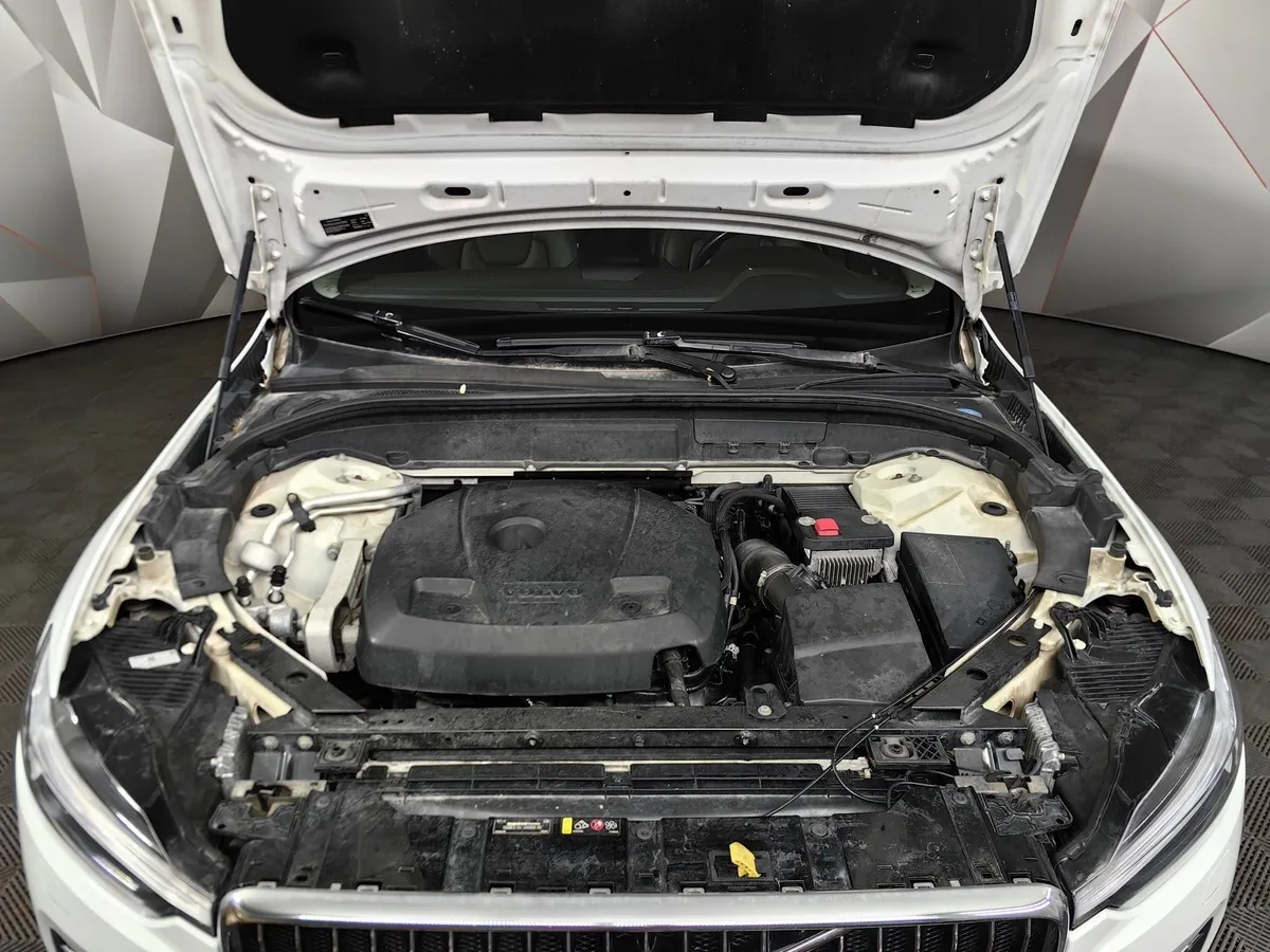 Volvo XC60 2.0 T5 AT AWD (249 л.с.) Momentum Белый в АВИЛОН. Слайд №11