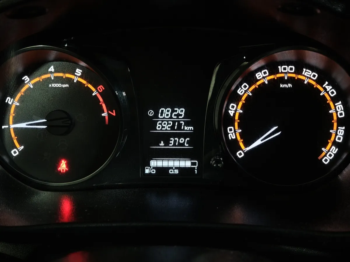 ВАЗ (Lada) Granta 1.6 MT (90 л.с.) Comfort Коричневый в АВИЛОН. Слайд №16