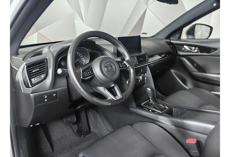 Mazda CX-4 2.0 AT (158 л.с.) High Белый в АВИЛОН. Слайд №19