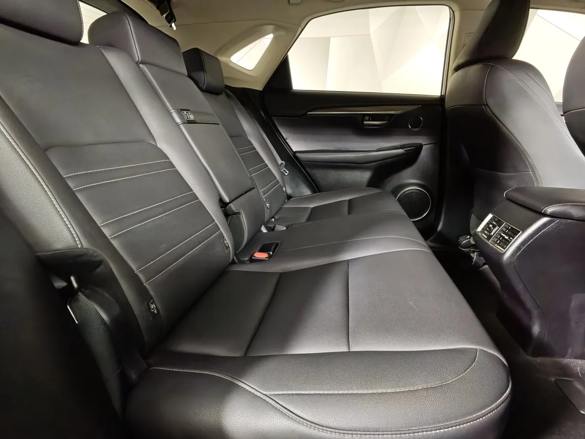 Lexus NX 200 CVT AWD (150 л.с.) Comfort Белый в АВИЛОН. Слайд №16