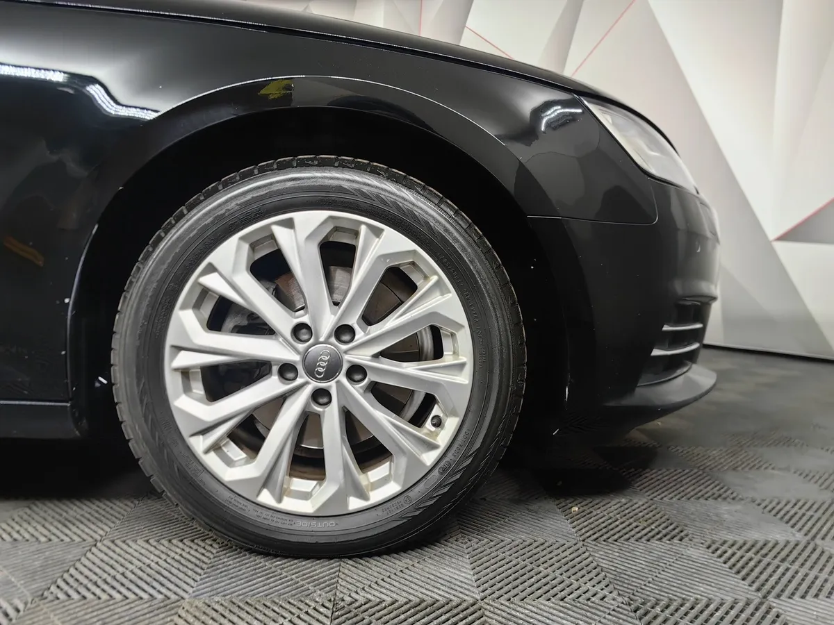 Audi A4 1.4 TFSI S tronic (150 л.с.) Черный в АВИЛОН. Слайд №9