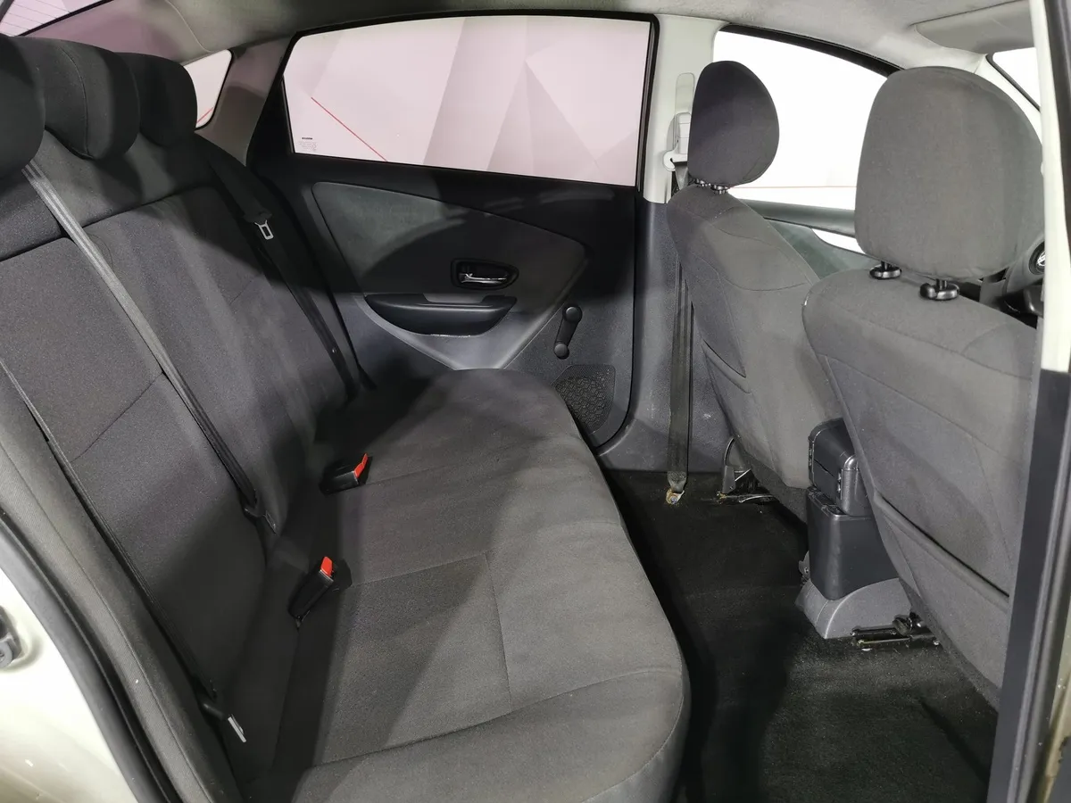 Nissan Almera 1.6 MT (102 л.с.) Бежевый в АВИЛОН. Слайд №15