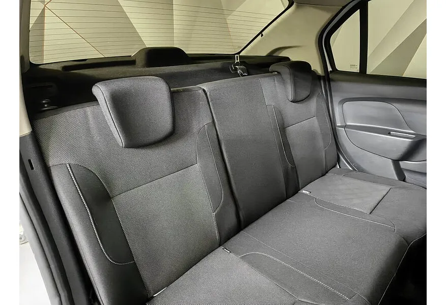 Renault Logan 1.6 MT FWD (82 л.с.) Серый в АВИЛОН. Слайд №15