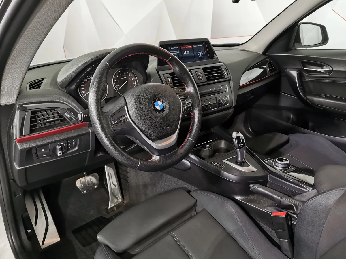BMW 1 серия 116i AT (136 л.с.) Белый в АВИЛОН. Слайд №12