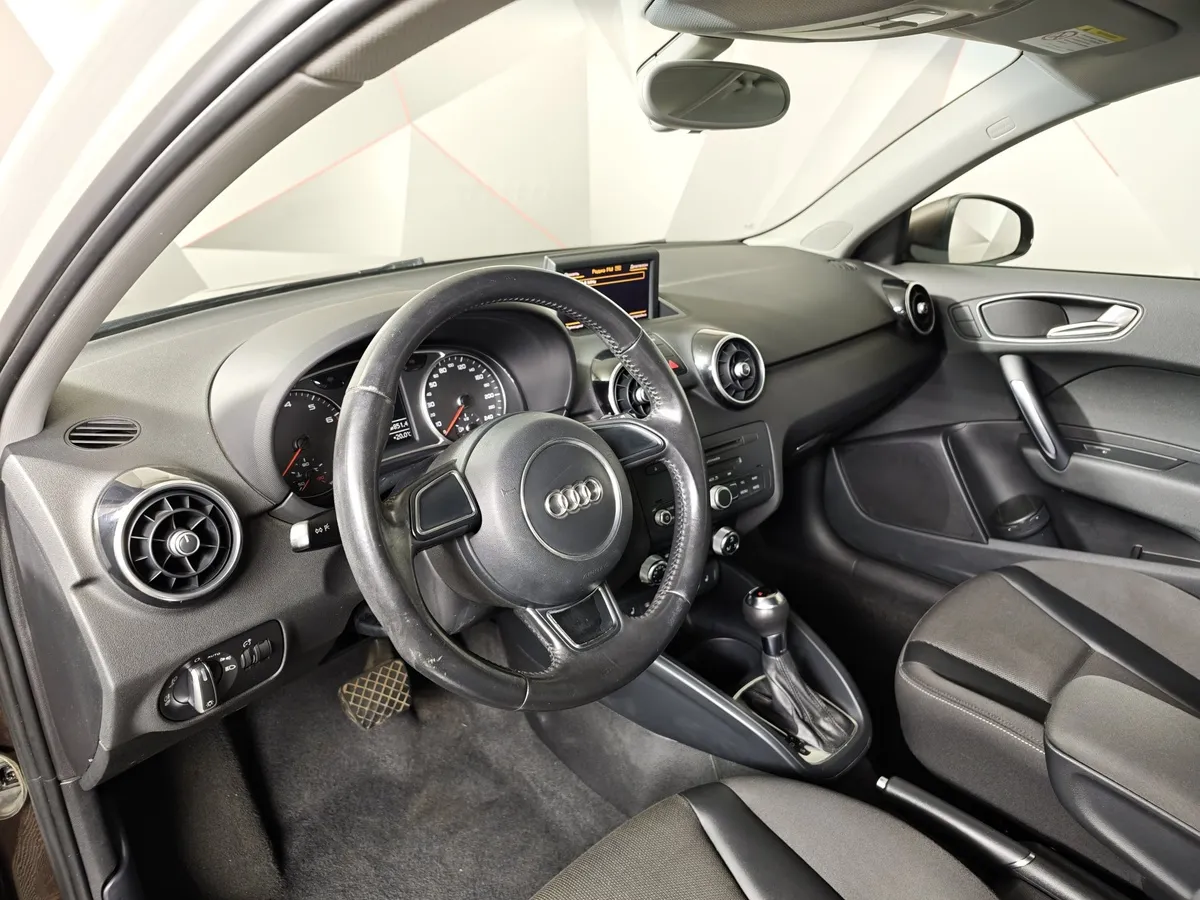 Audi A1 1.4 TFSI S-tronic (122 л.с.) Коричневый в АВИЛОН. Слайд №18