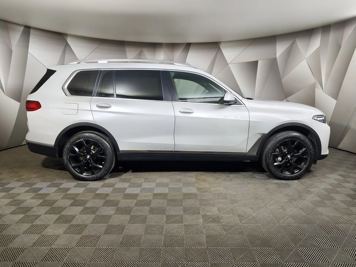 BMW X7 xDrive30d Steptronic (249 л.с.) Exclusive Launch Package Белый в АВИЛОН. Слайд №6