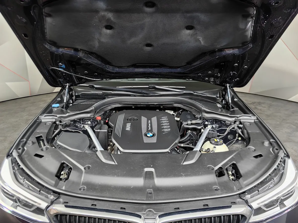 BMW 6 серия 630d xDrive Steptronic (249 л.с.) Черный в АВИЛОН. Слайд №10