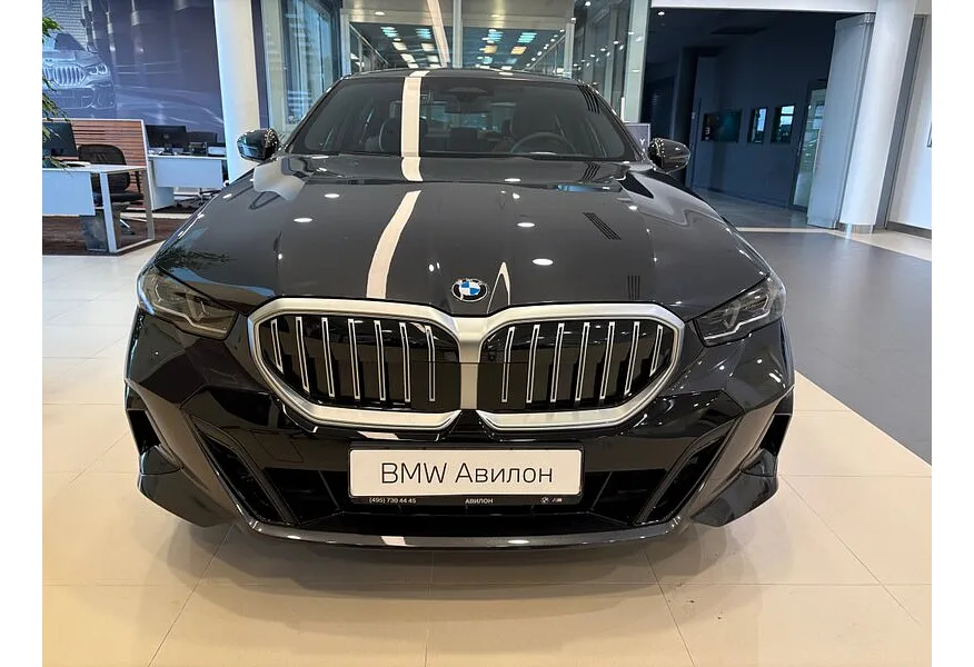АВИЛОН - BMW 5 серия 530i xDrive AT (252 л.с.) Серый - slide 1