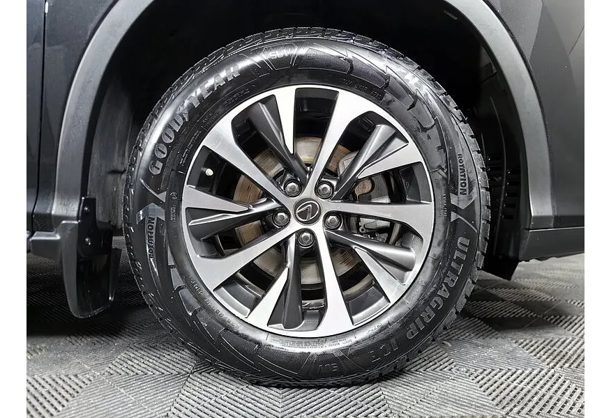 Lexus RX 300 AT AWD (238 л.с.) Luxury Черный в АВИЛОН. Слайд №9