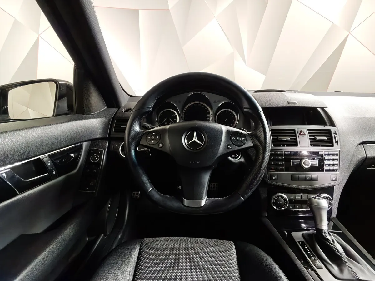 Mercedes-Benz C-Класс C 180 CGI BlueEFFICIENCY AT (156 л.с.) Коричневый в АВИЛОН. Слайд №20