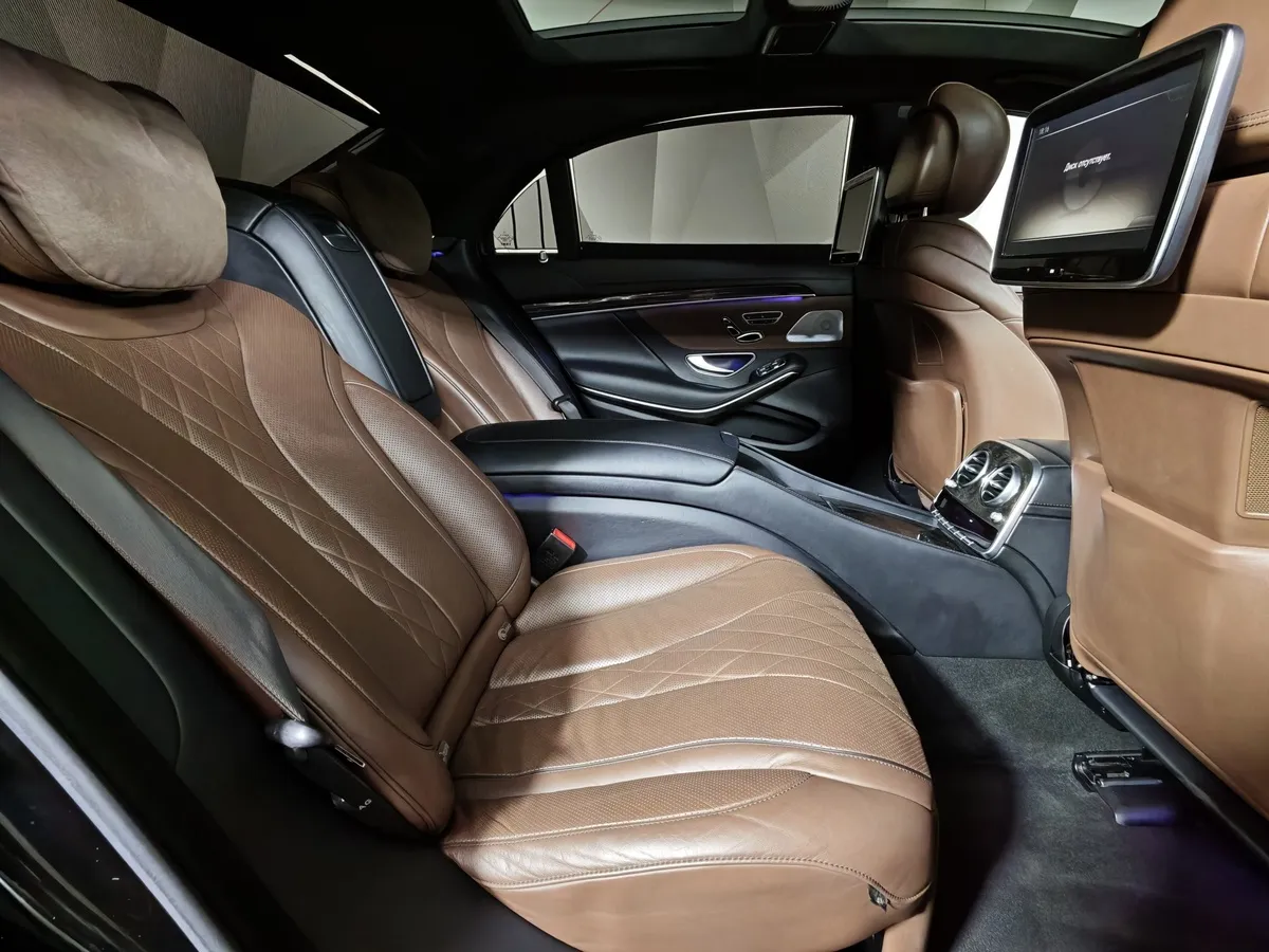 Mercedes-Benz S-Класс S 500 7G-Tronic Plus 4Matic длинная база (455 л.с.) Черный в АВИЛОН. Слайд №16