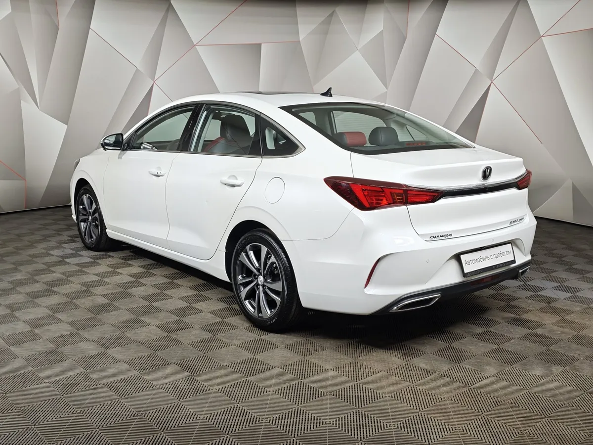 Changan Eado Plus 1.4 TGDI 7DSG 2WD (150 л.с.) Tech Белый в АВИЛОН. Слайд №4