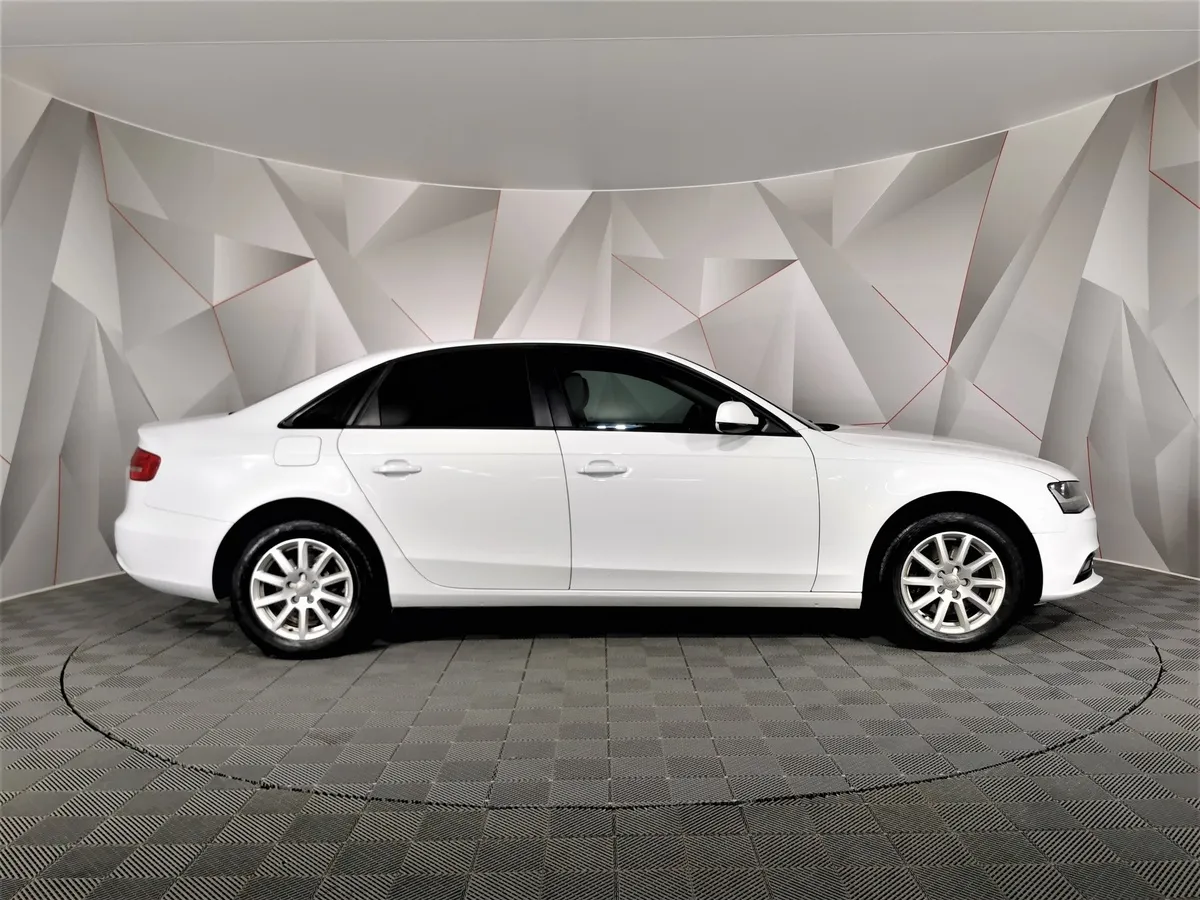 Audi A4 1.8 TFSI multitronic (120 л.с.) Белый в АВИЛОН. Слайд №6