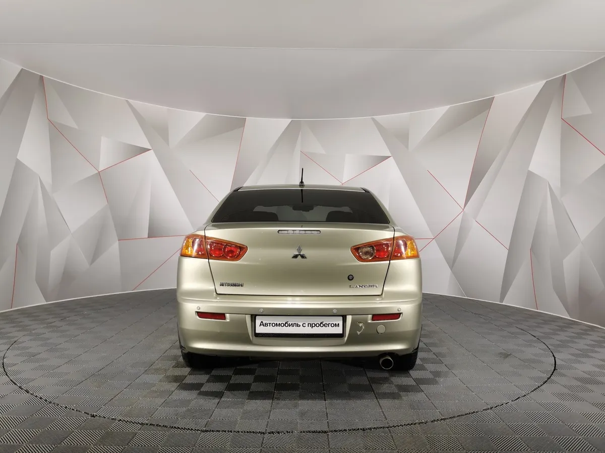 Mitsubishi Lancer 1.8 CVT (143 л.с.) Бежевый в АВИЛОН. Слайд №8