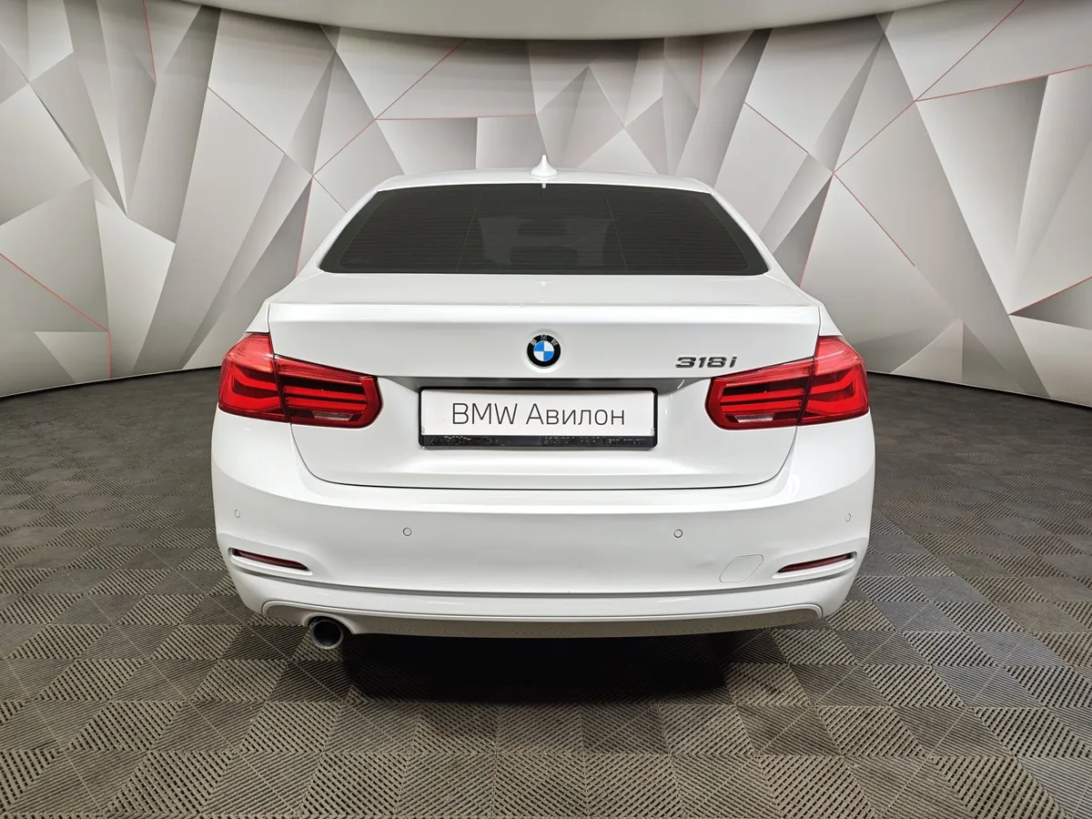 BMW 3 серия 318i AT (136 л.с.) Белый в АВИЛОН. Слайд №4