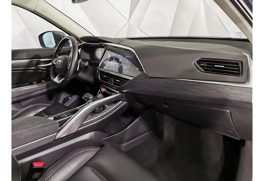 Geely Tugella 2.0 AT AWD (238 л.с.) Luxury Серый в АВИЛОН. Слайд №13