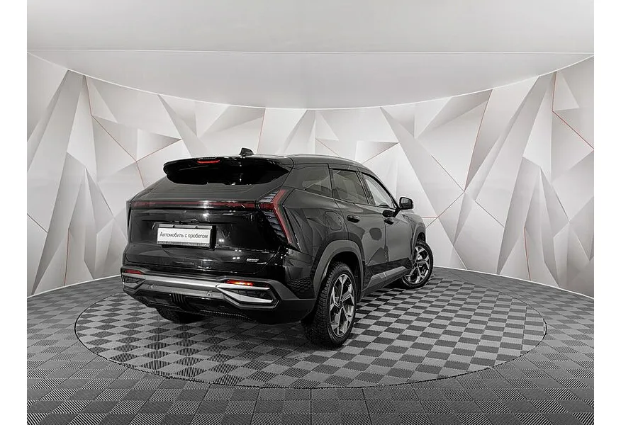 Geely Atlas 2.0T AT 4WD (200 л.с.) Flagship Черный в АВИЛОН. Слайд №2